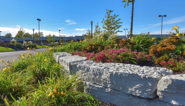 Five Seasons Brings Excellence to Your Retaining Wall Installation!